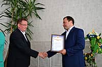 На расширенном совещании руководителей служб и отделов администрации, глав и специалистов сельских поселений Канашского района состоялось массовое награждение (фото №14).