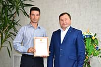 На расширенном совещании руководителей служб и отделов администрации, глав и специалистов сельских поселений Канашского района состоялось массовое награждение (фото №20).