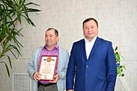 На расширенном совещании руководителей служб и отделов администрации, глав и специалистов сельских поселений Канашского района состоялось массовое награждение (фото №5).