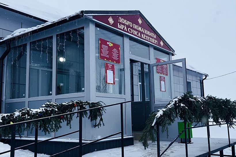 В деревне Мокры открылся обновленный сельский клуб.