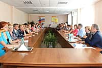 Ректор ЧГУ им. И.Н. Ульянова провел круглый стол на тему "Профориентационная работа. Точка взаимодействия: школа – ВУЗ" (фото №2).