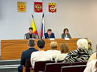 Вопрос реорганизации медицинских учреждений Канашского и Ибресинского муниципальных округов обсудили власти (фото №9).