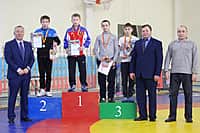 Республиканский турнир по вольной борьбе среди юношей 1999-2000 гг. р. на призы Ю.В. Андреева состоялся в городе Канаше (фото №1).