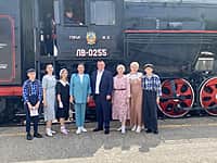 Канаш встретил пассажиров ретропоезда «Легендарный Красный» (фото №3).