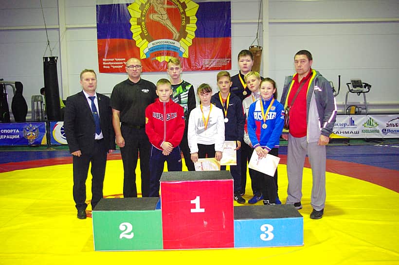 Сборная команда города Канаш показала достойный результат в первенстве Чувашской Республики по спортивной (вольной) борьбе среди юношей и девушек 2001-2002 гг.р.