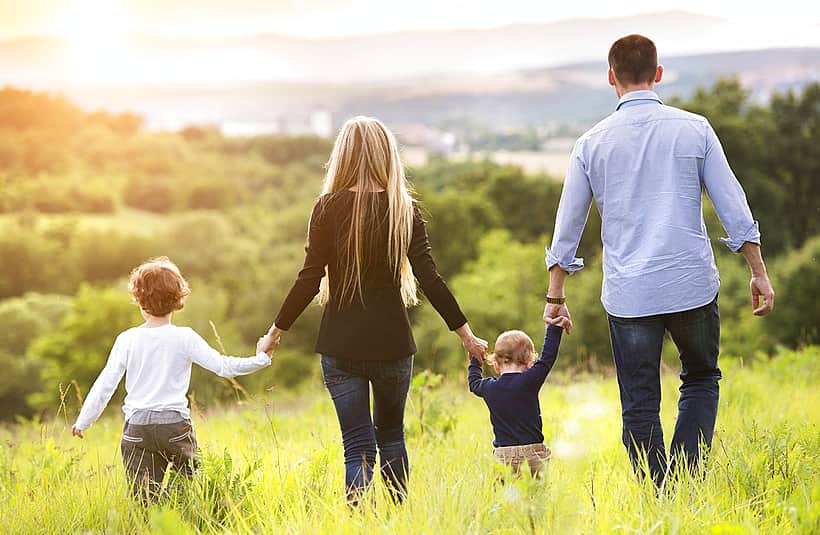 Подписан закон о ежегодной семейной выплате гражданам России, имеющим двух и более детей.