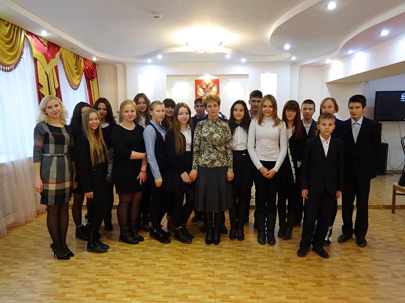 Школьники посетили отдел ЗАГС администрации г. Канаш.