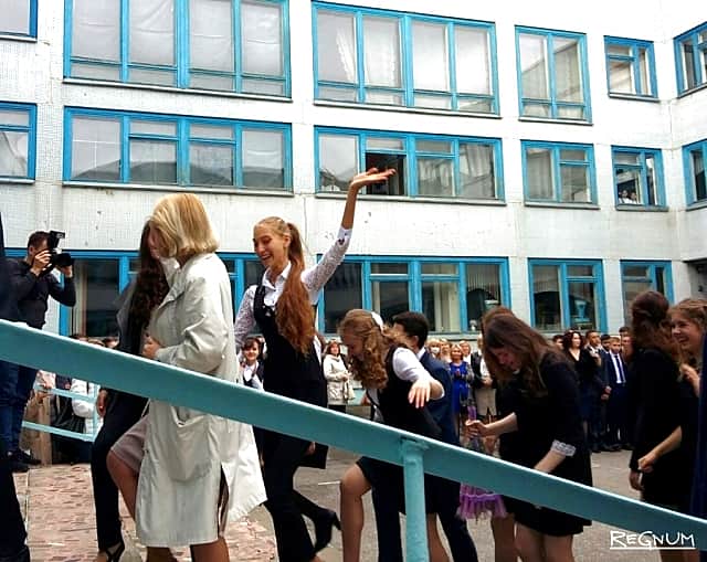 В школы в Чувашии возвращают астрономию, вводятся занятия по шахматам и в качестве пилота вводится предмет по основам финансовой грамотности.