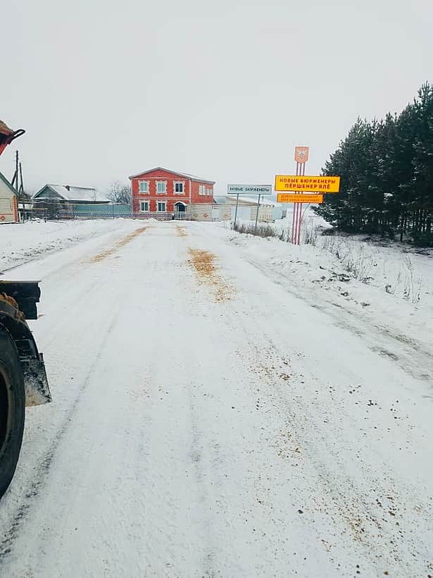 Подрядные организации активно проводят мероприятия по содержанию муниципальных дорог в районе.