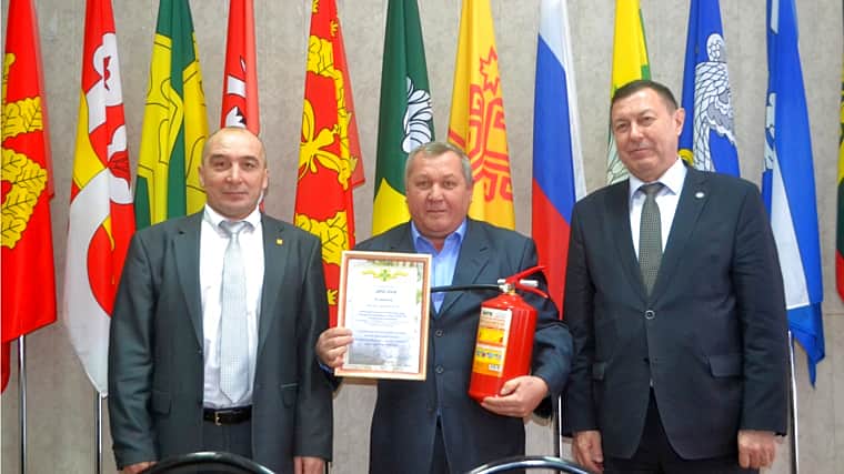 Состоялось расширенное заседание Канашской районной комиссии по предупреждению, ликвидации чрезвычайных ситуаций и обеспечению пожарной безопасности.