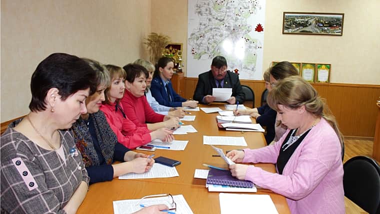 Состоялось заседание комиссии по делам несовершеннолетних и защите их прав Канашского района.