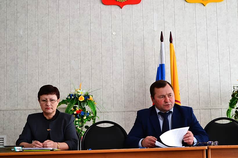 Состоялся обучающий семинар с главами и специалистами сельских поселений Канашского района по реализации требований "Основ законодательства Российской Федерации о нотариате".