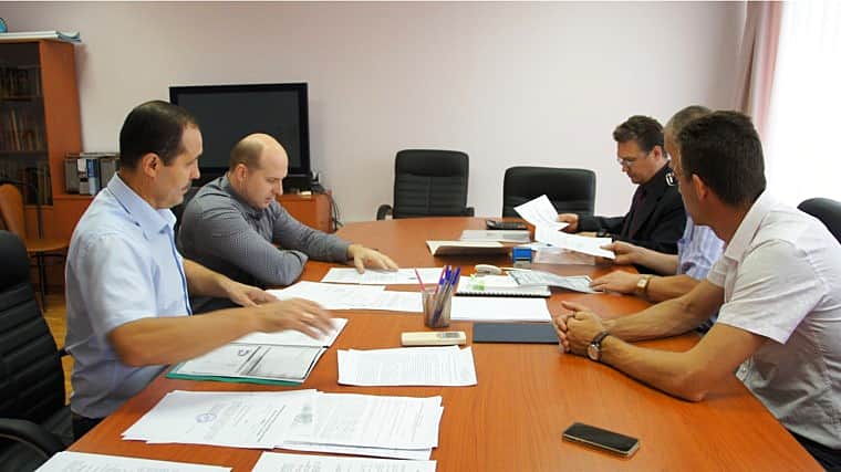 По состоянию на 30 июня 2015 года десять кандидатов на должность Главы Чувашской Республики уведомили Центральную избирательную комиссию Чувашской Республики о своем выдвижении.