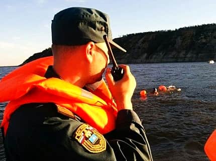 Сотрудники ГИМС обеспечат безопасный заплыв через Волгу.