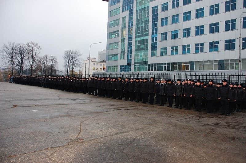 Сотрудники МВД по Чувашской Республике перешли на зимнюю форму одежды.