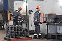 На производственной площадке ООО «СпецВагонДеталь» в Канаше открыли новые стержневой и литейный цеха.