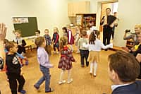 На средства спонсора произведена реконструкция школьных помещений под группу детского сада (фото №11).