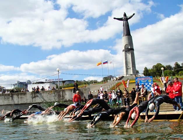На старте - чемпионат и первенство Чувашии по триатлону.