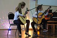 Торжественное мероприятие, посвященное Дню работников бытового обслуживания и жилищно-коммунального хозяйства, прошло в Канашской Детской музыкальной школе (фото №3).