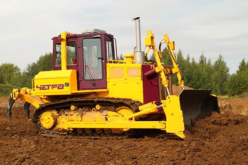 "Тракторные заводы" успешно реализуют планы по импортозамещению.