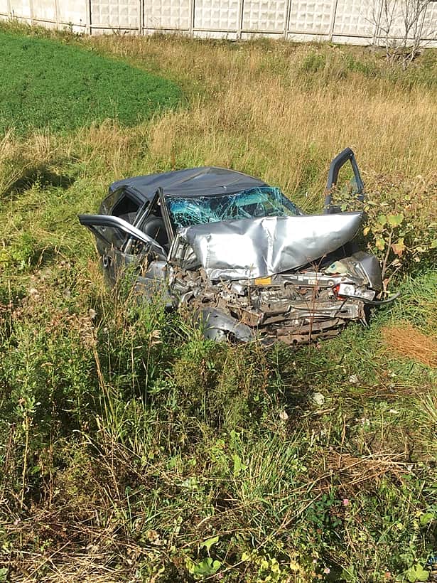 На трассе Канаш-Янтиково столкнулись рейсовый микроавтобус и «двенадцатая», есть пострадавшие.