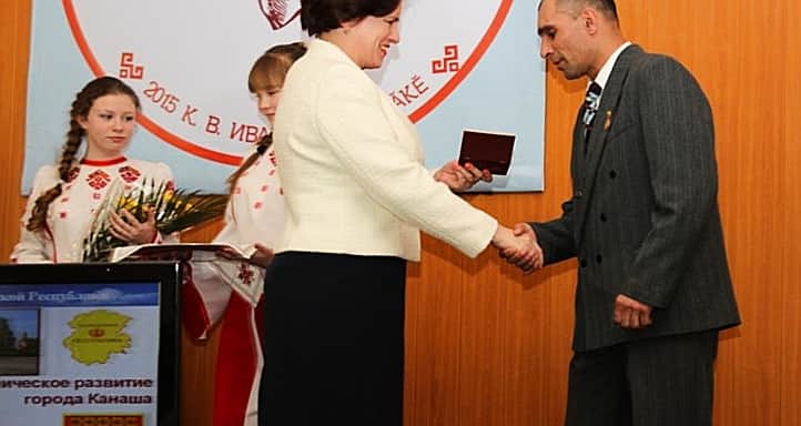 Тренер-преподаватель ДЮСШ "Локомотив" Константин Миронов - "Заслуженный работник физической культуры и спорта Чувашской Республики".