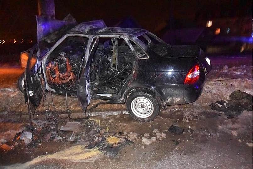 Трое молодых парней погибли в ДТП в Чебоксарах.