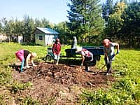 В д.Туруново (Анатри Юнтапа) в Канашском районе осветили новое место на кладбище (фото №5).