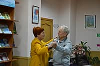 Творческий вечер члена Союза российских и чувашских писателей, канашского поэта Н.Г. Тихоновой состоялся в Центральной библиотеке города Канаш (фото №10).