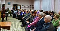 Творческий вечер члена Союза российских и чувашских писателей, канашского поэта Н.Г. Тихоновой состоялся в Центральной библиотеке города Канаш (фото №13).