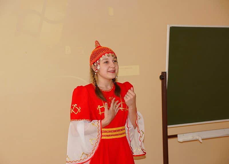 Учащаяся школы города Канаш - призер Межрегионального фестиваля национальной культуры "Искорка дружбы".