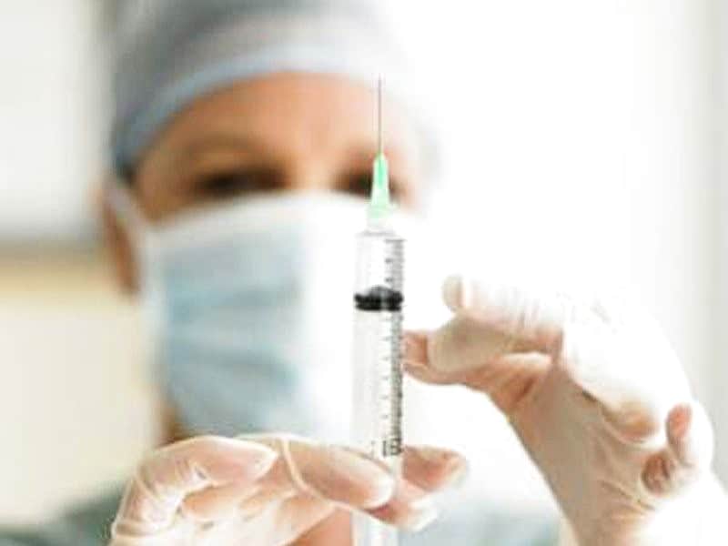 Вакцинация против гриппа снижает риск осложнений и смертности при сердечно-сосудистых заболеваниях.