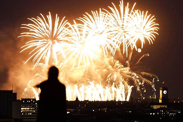 VIII международный фестиваль фейерверков пройдет в Чебоксарах 23-24 июня.