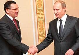 Владимир Путин наградил орденом Александра Невского Николая Федорова.