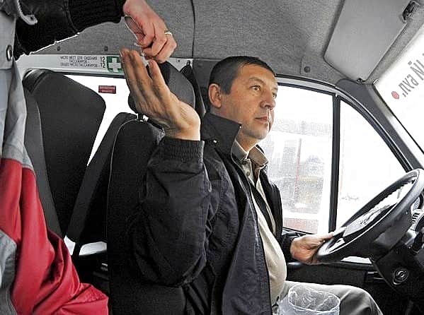 Водителям чебоксарских маршруток рекомендовано объявлять остановки.