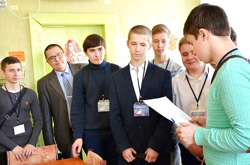 Волонтеры Победы в городе Канаш провели Всероссийский квест «Первый. Космический», посвященный Дню Космонавтики.