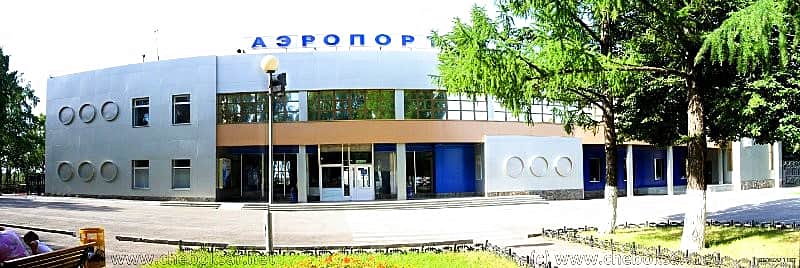 Востребованные авиамаршруты – в Москву и в Санкт-Петербург.