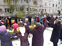 Впервые в городе Канаш состоялся праздник дома (фото №1).