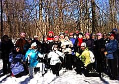 Врачи провели мастер-класс для желающих освоить технику Скандинавской ходьбы.