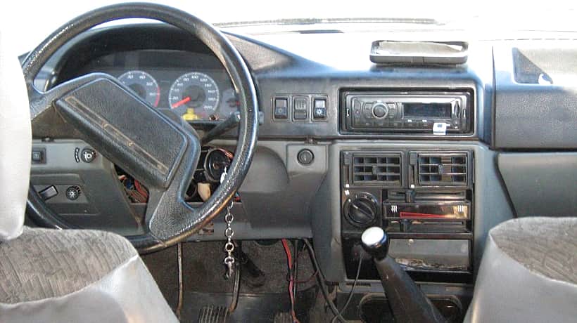 Всего с начала года инспекторами МРЭО ГИБДД было выявлено 143 автомобиля с измененной маркировкой номерных узлов и агрегатов.