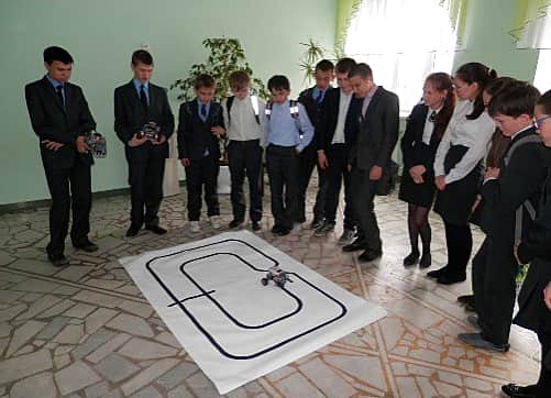 Выставка программируемых LEGO роботов прошла в Шихазанской средней школе.