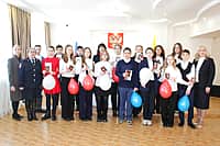 Торжественное вручение паспортов граждан РФ прошло в Канашском отделе ЗАГС (фото №1).