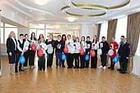 Торжественное вручение паспортов граждан РФ прошло в Канашском отделе ЗАГС (фото №4).