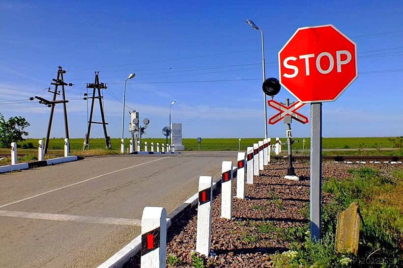 Временно закроют железнодорожный переезд между Канашом и Кармамеи.