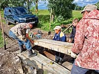 Жители деревни Новые Бюрженеры обновили старые запруды на реке Бюрженерка (фото №6).