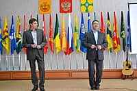 Женщинам администрации Канашского района в честь 8 Марта - сюрпризы от коллег-мужчин (фото №4).