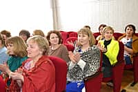 Женщинам администрации Канашского района в честь 8 Марта - сюрпризы от коллег-мужчин (фото №6).