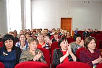 Женщинам администрации Канашского района в честь 8 Марта - сюрпризы от коллег-мужчин (фото №11).