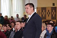 С жителями микрорайона "Восточный" прошла очередная встреча руководства г. Канаш (фото №14).