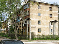 Многоквартирный жилой дом. 11 мая 2015 (пн).